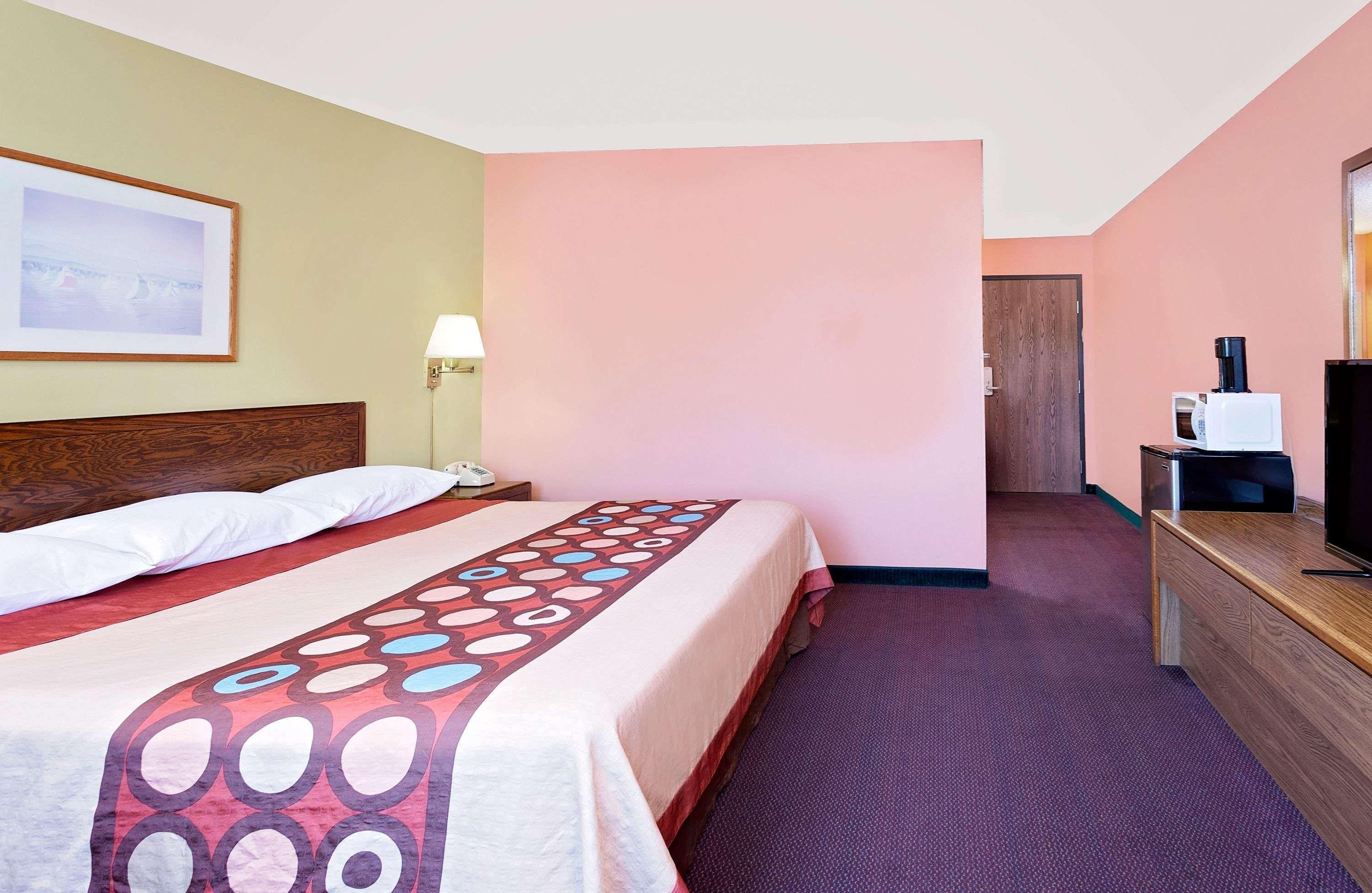 Super 8 By Wyndham Sturgeon Bay Ξενοδοχείο Εξωτερικό φωτογραφία