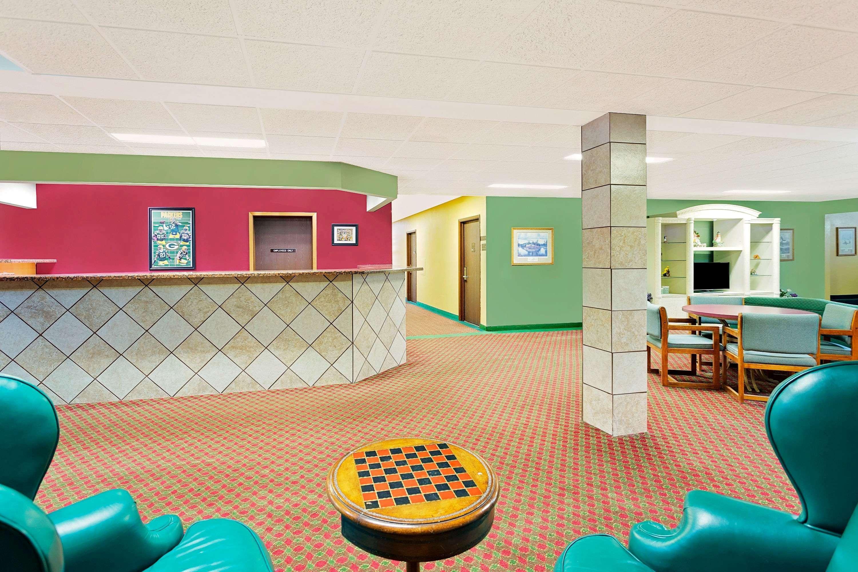 Super 8 By Wyndham Sturgeon Bay Ξενοδοχείο Εξωτερικό φωτογραφία