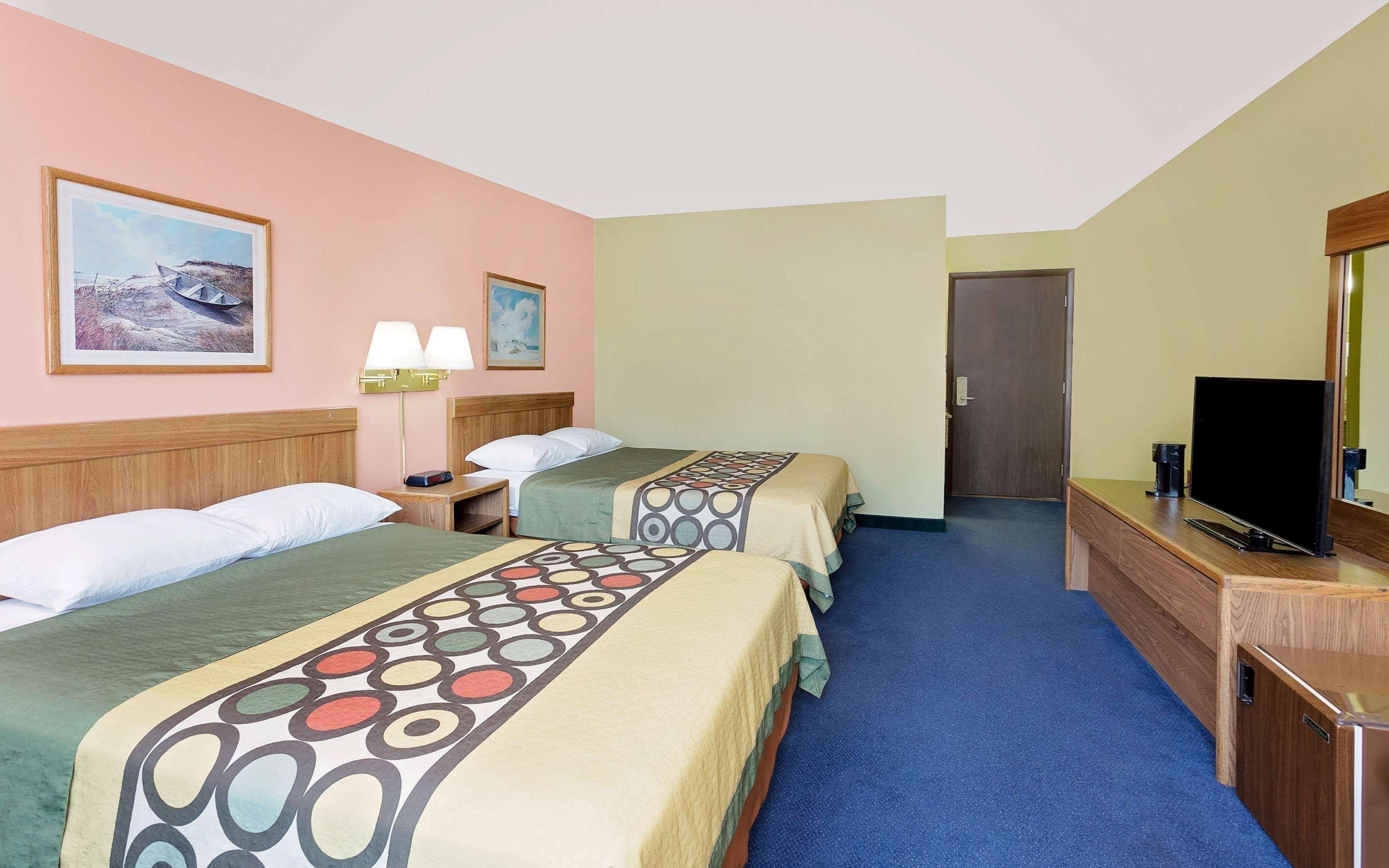 Super 8 By Wyndham Sturgeon Bay Ξενοδοχείο Εξωτερικό φωτογραφία